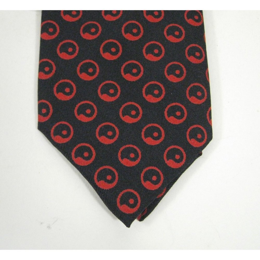 Angelo Mens Necktie Skinny Size 2 5/8 Wide 50 Inch Italy 100 Silk Red Navy Tie